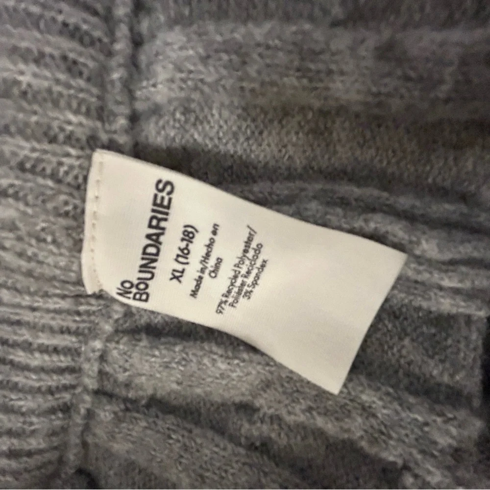New! Super Soft Wide leg Cable Knit Pants! TALL - Picture 5 of 6